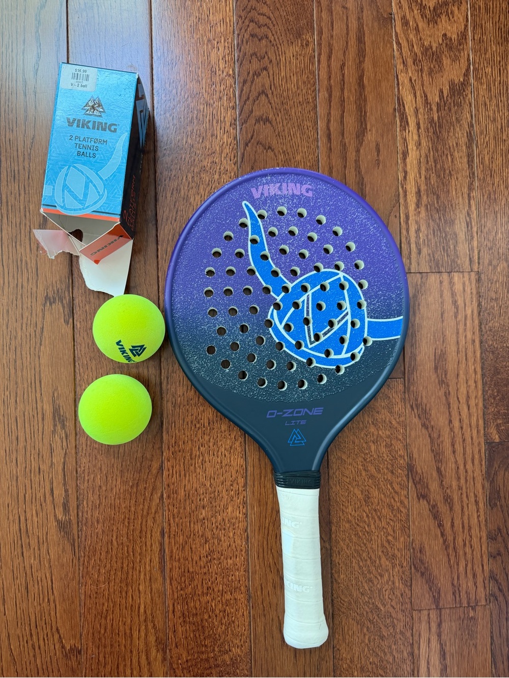 Viking D-Zone Paddle in Purple & Blue with Neon Tennis Balls